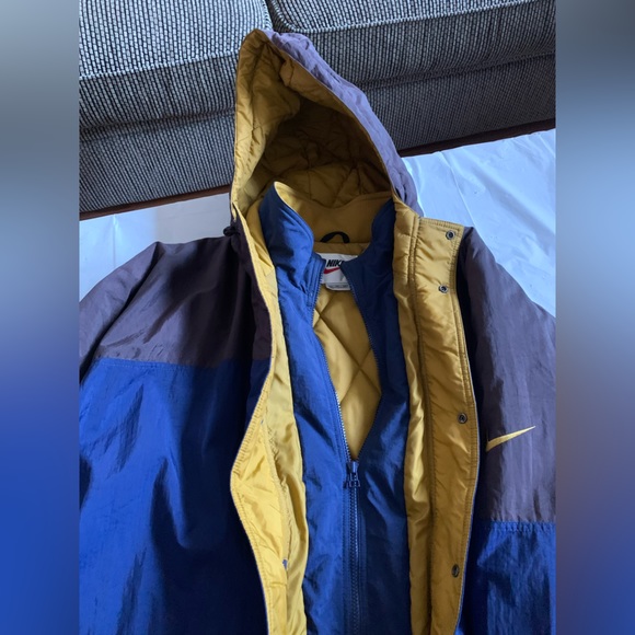 Nike hooded winter jacket - Picture 5 of 5